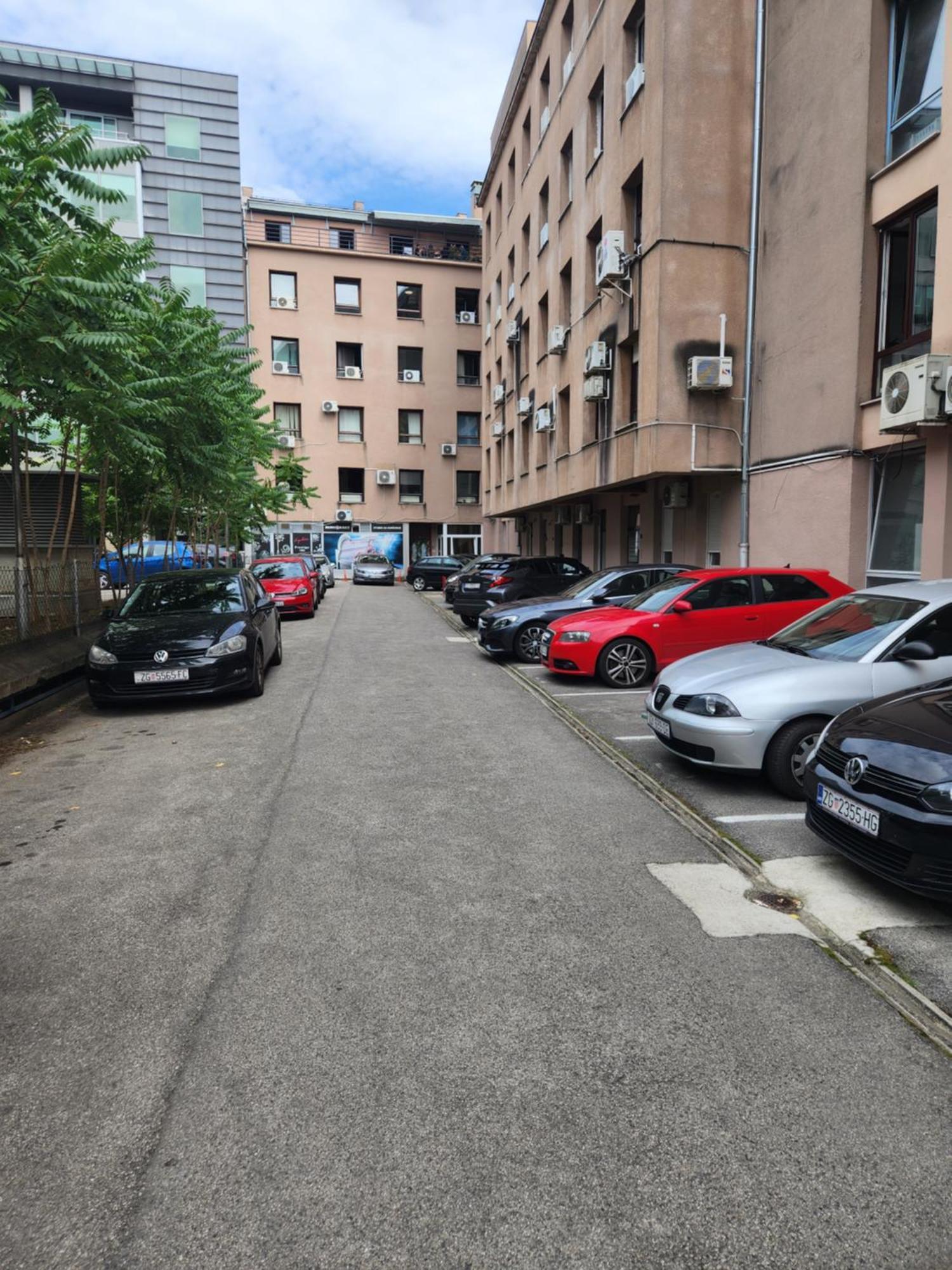 Apartman Zagreb Cca 42M2 With Free Parking Eksteriør bilde