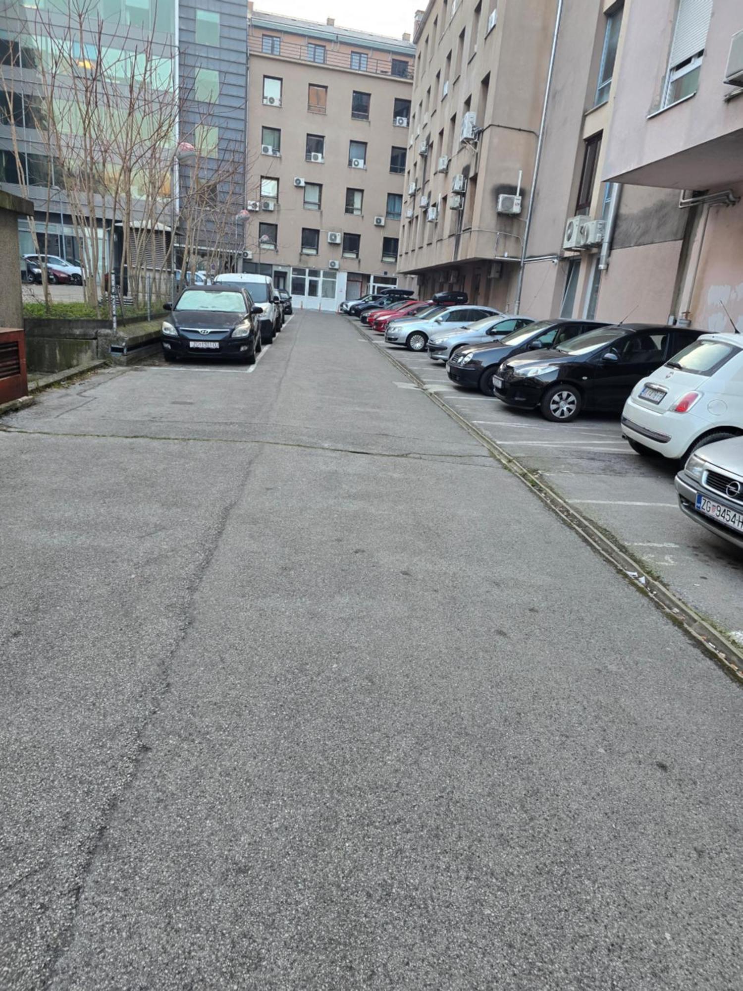Apartman Zagreb Cca 42M2 With Free Parking Eksteriør bilde
